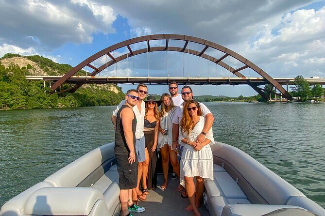 3 Hour Private Boat Charter on Lake Austin for up to 12 People - Key Points