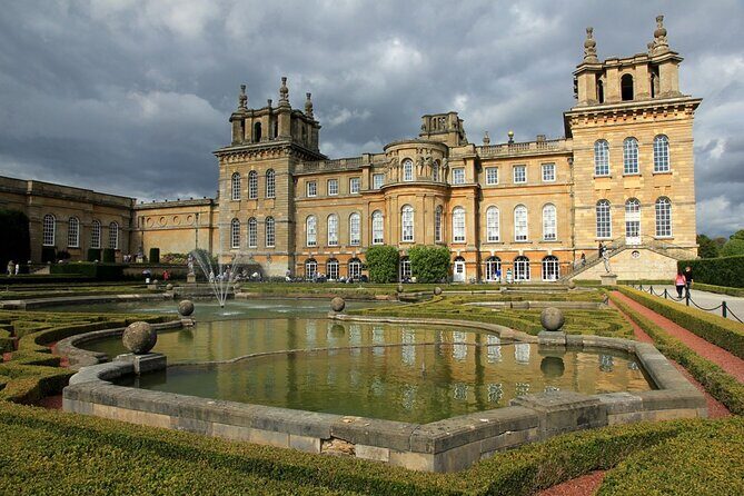 3 Hour Private History Tour to Blenheim Palace in a Rolls Royce - Key Points