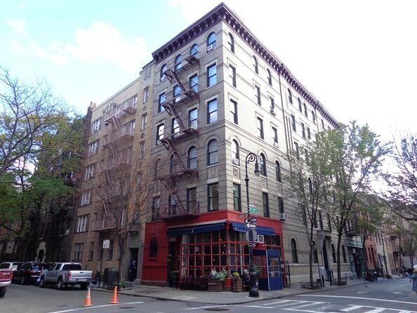 3-Hour Private NYC TV and Movie Tour - Key Points