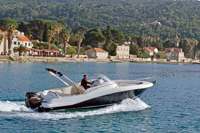 3-Hour Private Sailing and Snorkeling Adventure from Fira - Who Is This Tour Best For?