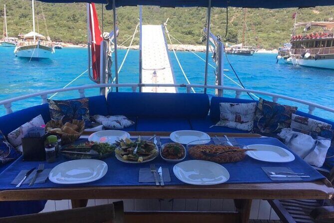 3-Hour Private Sunset Boat Tour With Dinner in Bodrum - Who Should Consider This Tour?