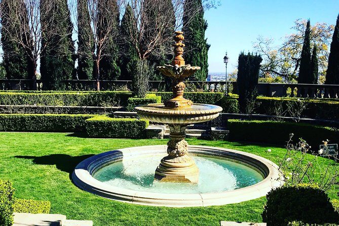 3-Hour Scandals and Ghost Tour of Hollywood and Beverly Hills - FAQ