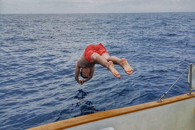 3 Hour shared Cinque Terre tour + Swim Stops at Secluded Beaches! - What’s Included and What’s Not