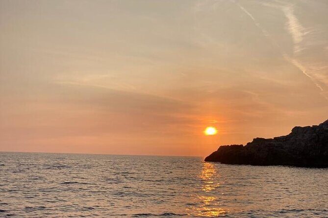 3 Hour Speed Boat Tour to Blue Cave with WiFi and Drinks - Who Would Love This Tour?