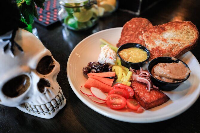 3 Hour Walking Food & Haunted History Tour in Lexington - Who Should Consider This Tour?