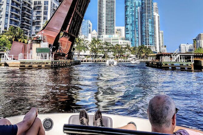 3 hours - Fort Lauderdale Scenic Boat Tour - max 6 pax - What’s Included and What’s Not