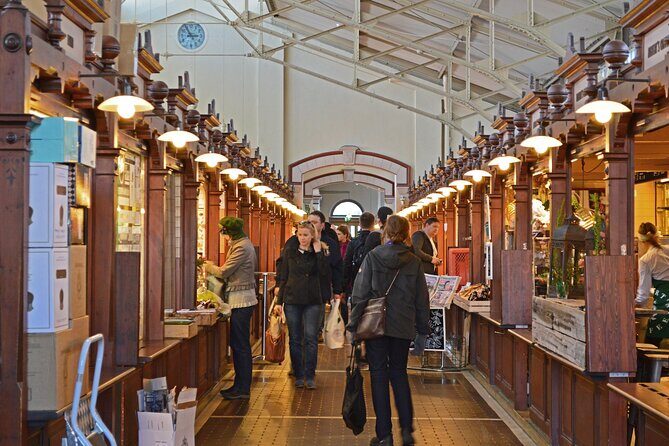 3 Hours Helsinki Stopover Tour from Airport - Who Would Love This Tour?