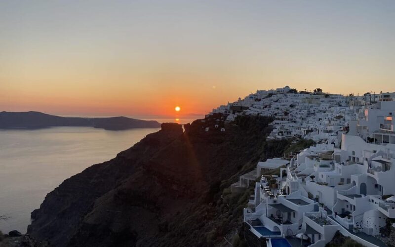 3 hours Panoramic Tour to Oia - What to Expect from the Tour