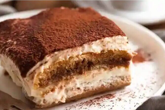 3 Hours Pizza and Tiramisù Workshop in Como - The Cooking Experience: Making Pizza and Tiramisu