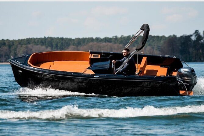 3 Hours Private Boat Tour in Subacco Lake Como - Who Should Book This Tour?