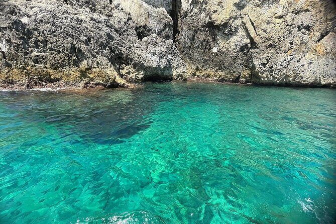 3 Hours Private Boat Tour of the Island of Ortigia with Aperitif - The Experience and Reviews from Others