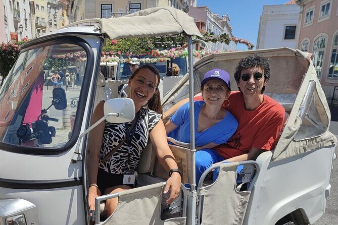 3 Hours Private Tour of Lisbon's Historic Center by Tuk Tuk - Key Points