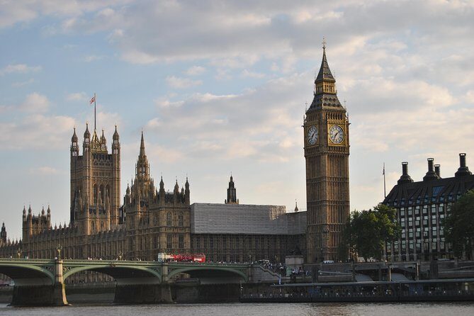 3 hours private walking tour of London - Who Should Consider This Tour?