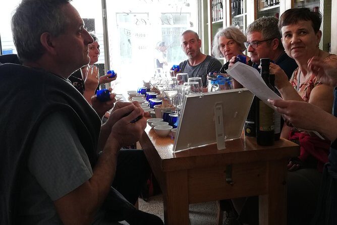 3 table wines & 5 Port wines + Tapas - Exploring Porto Through Its Wines and Streets