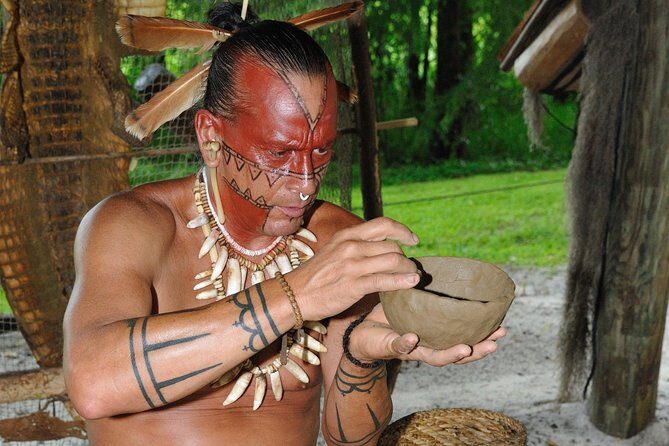 30-Minute Airboat Ride, Lunch, Gem Mining and Park Admission - Who Should Consider This Tour?