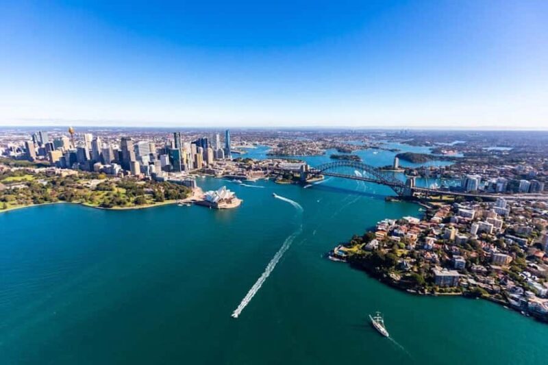 30-minute Private Sydney Harbour Helicopter Tour for 2 - Who Should Consider This Tour?
