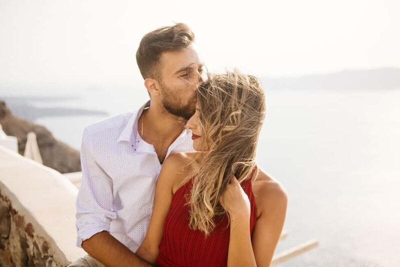 30 Photoshoot in Oia! 30 edited photos! Effortless & Fun! - Who Is This For?