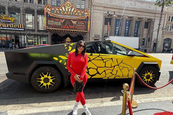 30min Driving Tour : Explore Los Angeles in Cybertruck - The Vehicle: Cybertruck in Action