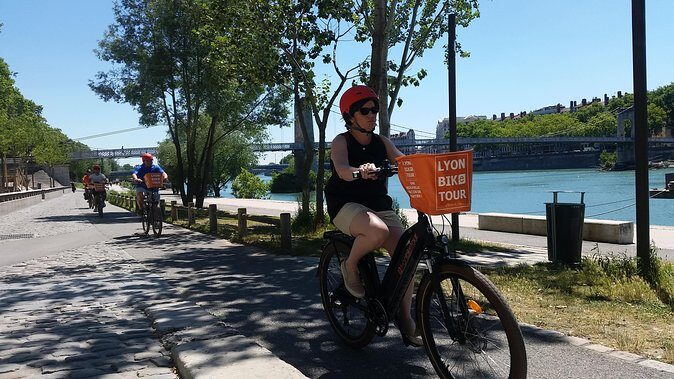 3h - Electric Bike Tour of Lyon with a Local Guide - What Makes This Lyon Bike Tour Special?