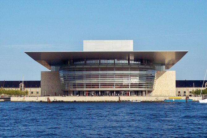 3h walking tour, small group max 10 people Copenhagen - Copenhagen Cathedral: Sacred Space with Layers of Time