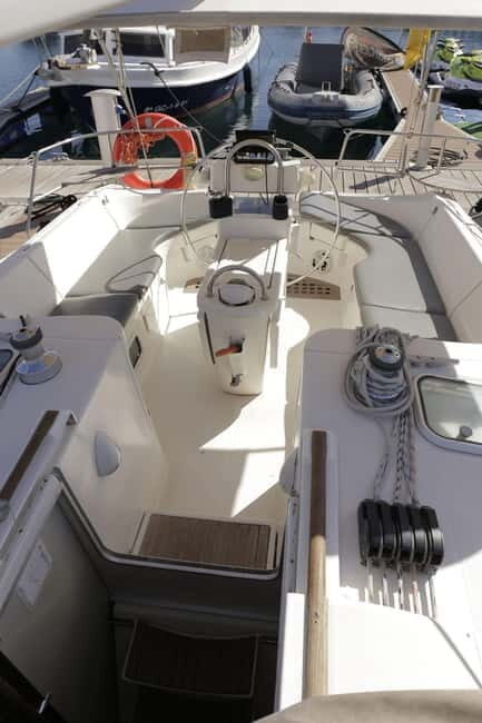 3h Whale Watching Share Tour Beneteau Oceanis 440 - Who Would Love This Tour?