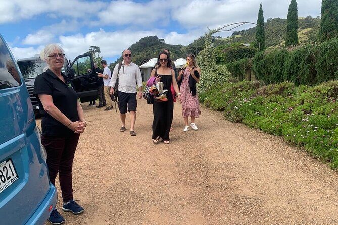 4.5-Hour Scenic Wine Tour with Private Guide & Up to 12 Tastings - FAQ