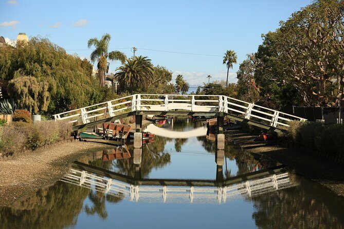 4.5 Hour Venice Beach Open Air Van Tour - FAQ