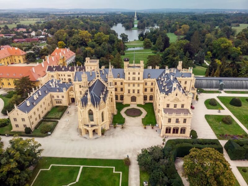 4 castles private day trip from Vienna to South Moravia - Who Is This Tour Best For?