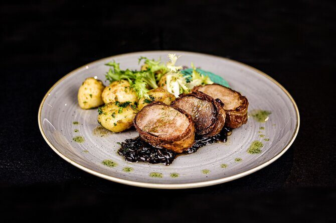 4 course Dinner Cruise with Piano Show - FAQs