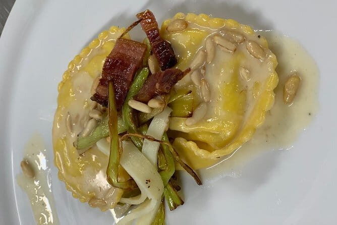 4 - Courses Dinner Interactive Cooking Lesson In Florence - The Cooking Experience in Detail