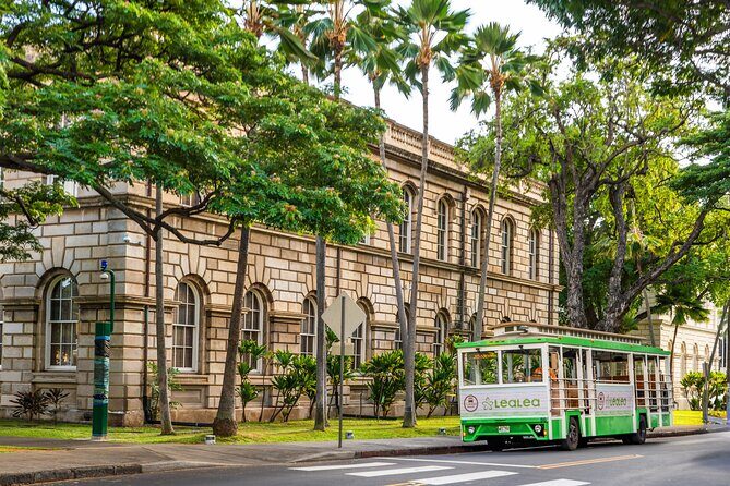 4 Day Pass LeaLea Trolley and Waikiki Trolley Pink Line - Who Should Consider This Tour?