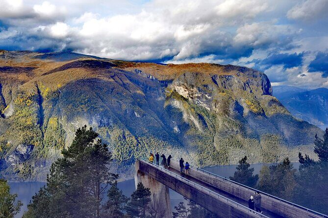 4 Day Tour in Bergen, Nærøyfjord, Gerianger, Trollstigen, Ålesund - Who Will Love This Tour?