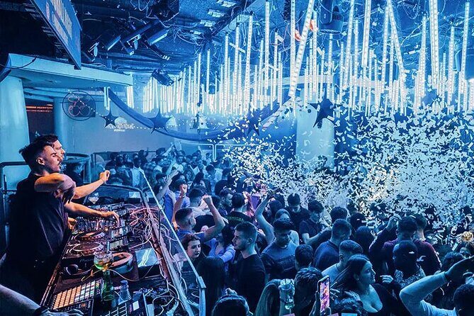 4 Hour Barcelona Fun Party Tour - Practical Tips and Considerations