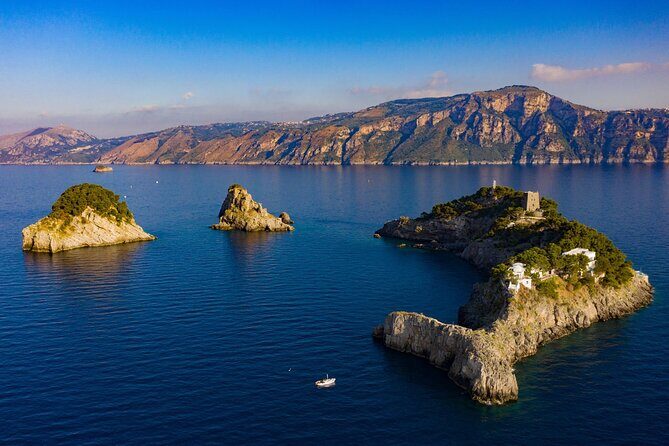 4-hour boat tour of the Amalfi Coast & Li Galli Islands - Key Points