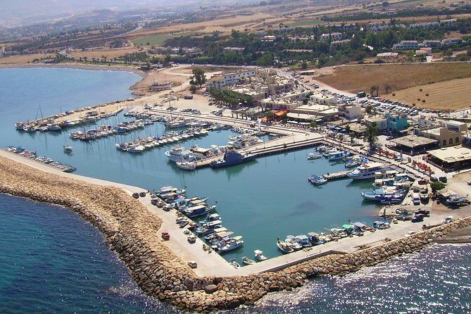 4 Hour Luxury Private Motor Yacht Jeanneau NC33 Latchi Akamas - In-Depth Review: What to Expect from the 4-Hour Yacht Tour