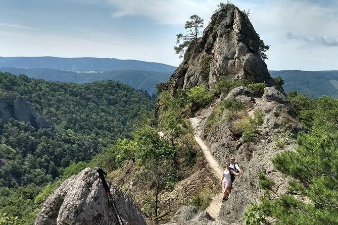 4-Hour Private Alpine Hiking Tour 'In the footsteps of king Lionheart' - Authentic Experiences According to Reviews