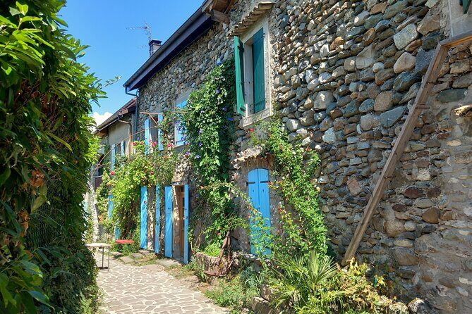 4 Hour Private Tour of the Medieval Town of Yvoire near Geneva - FAQ