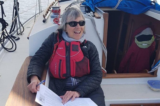 4-Hour Sailing Adventure on The Strait of Juan de Fuca - The Sailing Experience