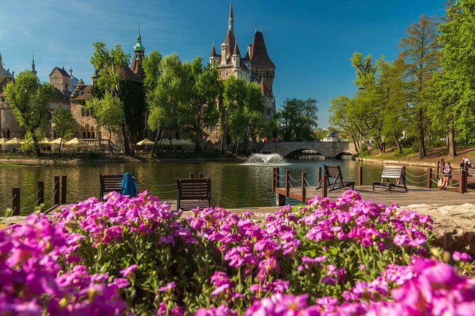 4 hours long private walking tour in Budapest - What Makes This Tour Stand Out?