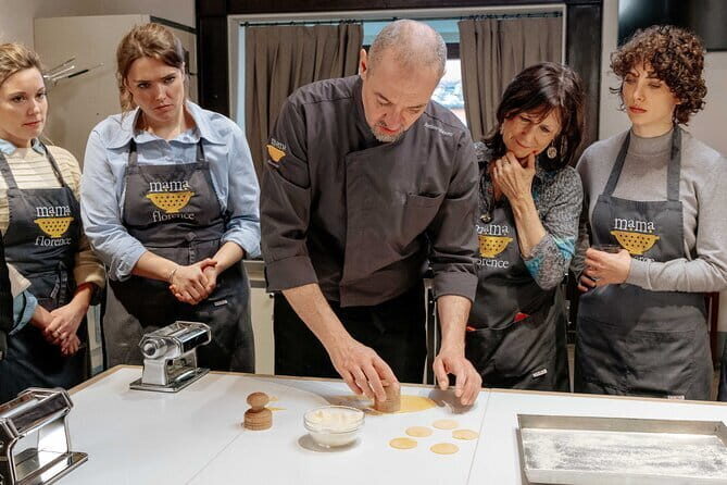 4 Hours Market Tour and Guided Pasta Cooking Class in Florence - Exploring Florence Through Food: A Close Look at the 4-Hour Market & Pasta Class