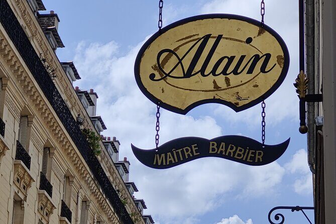 4 hours Paris Private Tour with hotel pickup & drop - Trocadéro and Seine Views