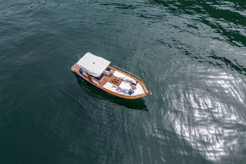 4 Hours Private Boat Touron Como Lake, Bellagio: (Wood Boat) - The Experience Itself: What to Expect