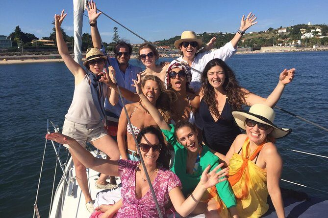 4 Hours Private Sailing Trip to Oeiras Beach - FAQ