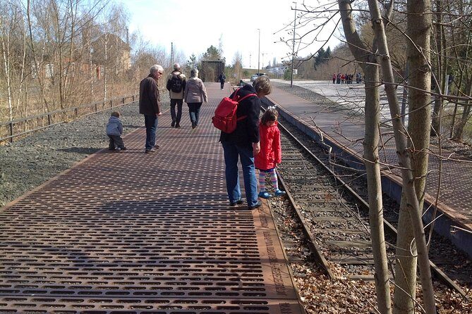 4 hours private tour to Potsdam and Wansee with a van - Who Is This Tour Best For?