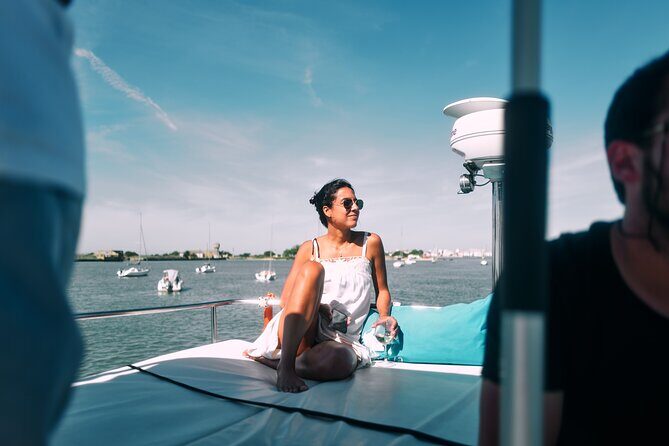 4 Hours Private Tour with Dives in Catamaran in Lisbon - Who Would Love This Tour?