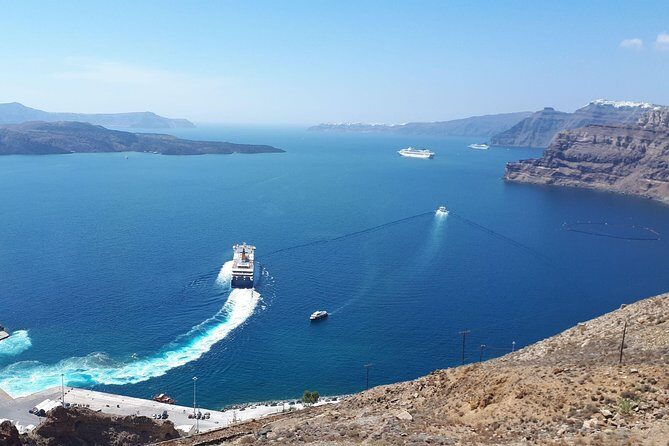 4 Hours Tailor Made Tour in Santorini - Practical Details & Considerations