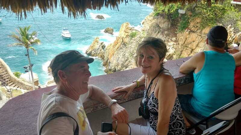 .4-Hrs Cruise or Hotels City Tour Experience w/High Divers - FAQs