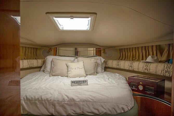 45 Ft Private Yacht Rental in Miami - FAQ