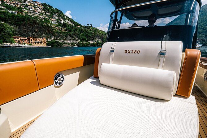 4H Private Cruise Lake Como Tender yacht Invictus 9 Pax - Final Word