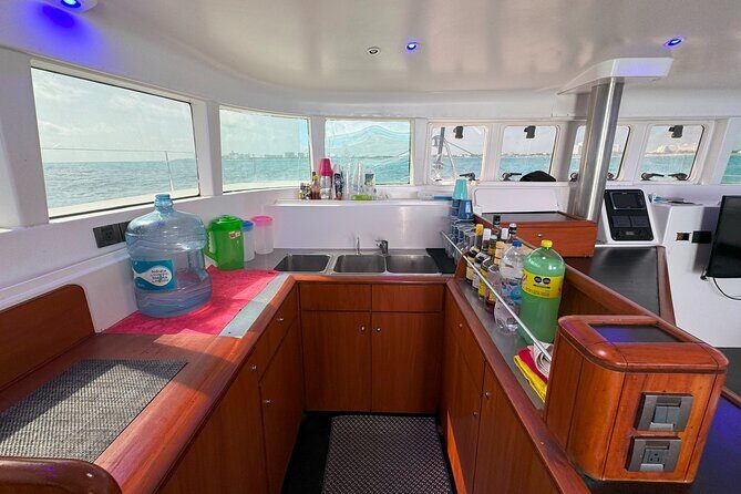 4hrs/60ft Luxury Catamaran Private Charter Cancun to Isla Mujeres - Who Is This Tour Best For?